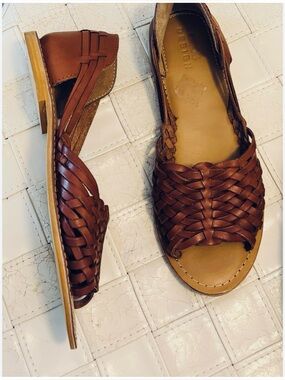 Boho OSOS Flat Brown Huarache Woven Leather Sandals NWOT-Size 8